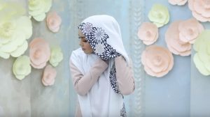 Mau Tampil Stylish dengan Pashmina? Ini Rahasianya!